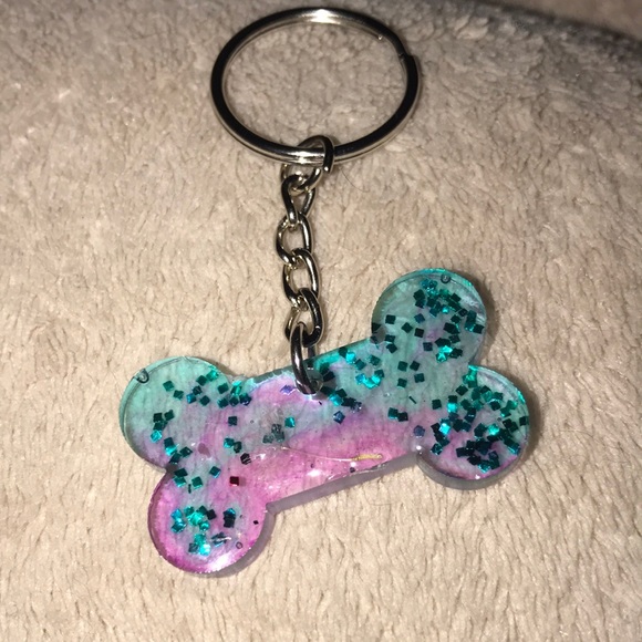 Custom epoxy bone 🦴 shaped keychain multi colored customizable New - Picture 2 of 3